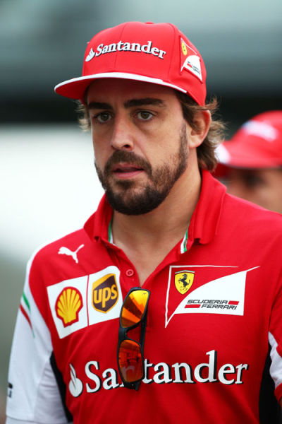 威廉姆斯力克红牛二队,阿隆索点燃赛场的简单介绍 威廉姆斯力克红牛二队,阿隆索点燃赛场的简单介绍