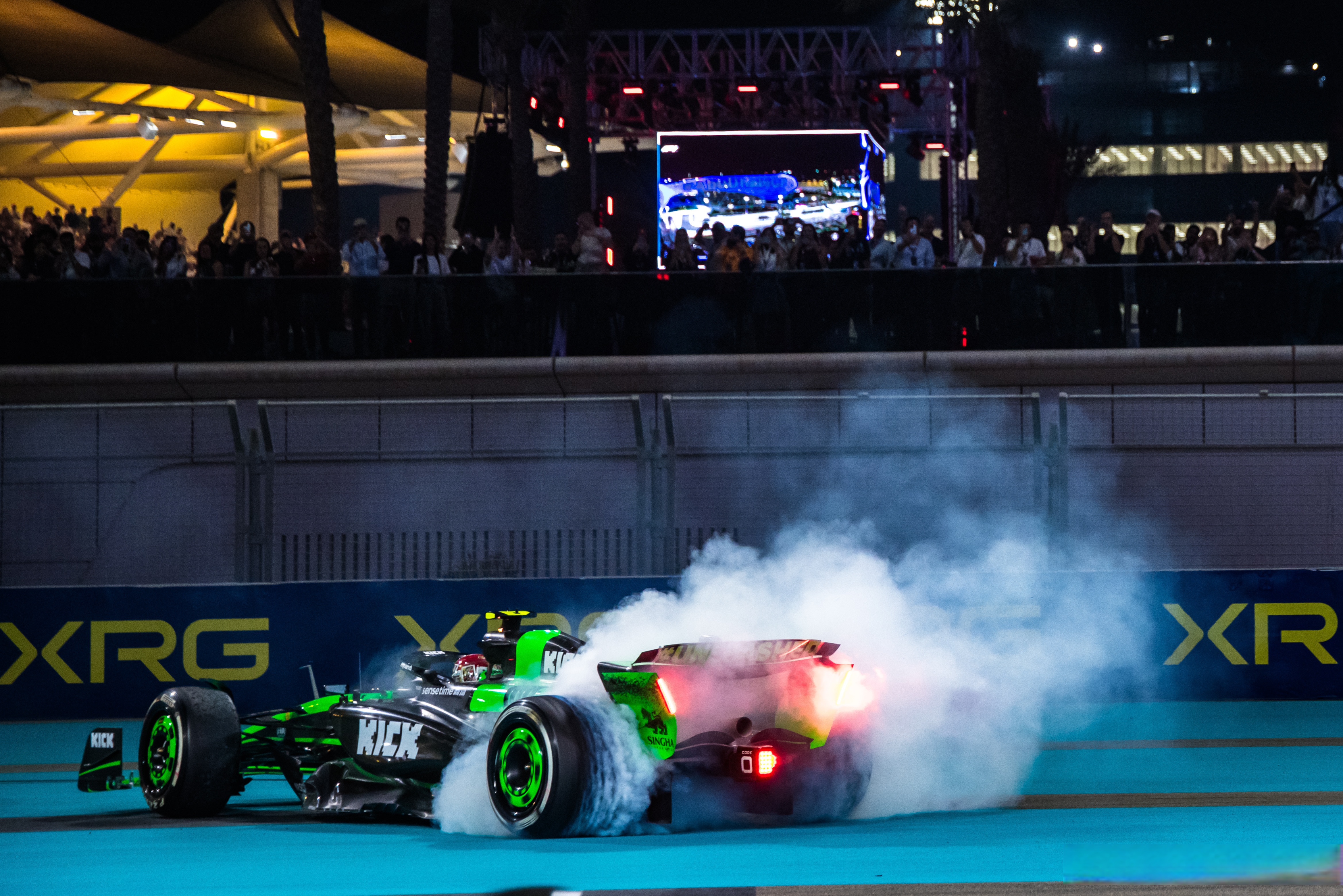 开云体育官网-红牛车队鏖战迈凯伦，周冠宇刷新纪录的简单介绍