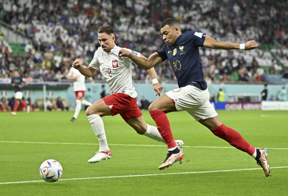 开云官网-波兰队鏖战德国队，波尔关键制胜